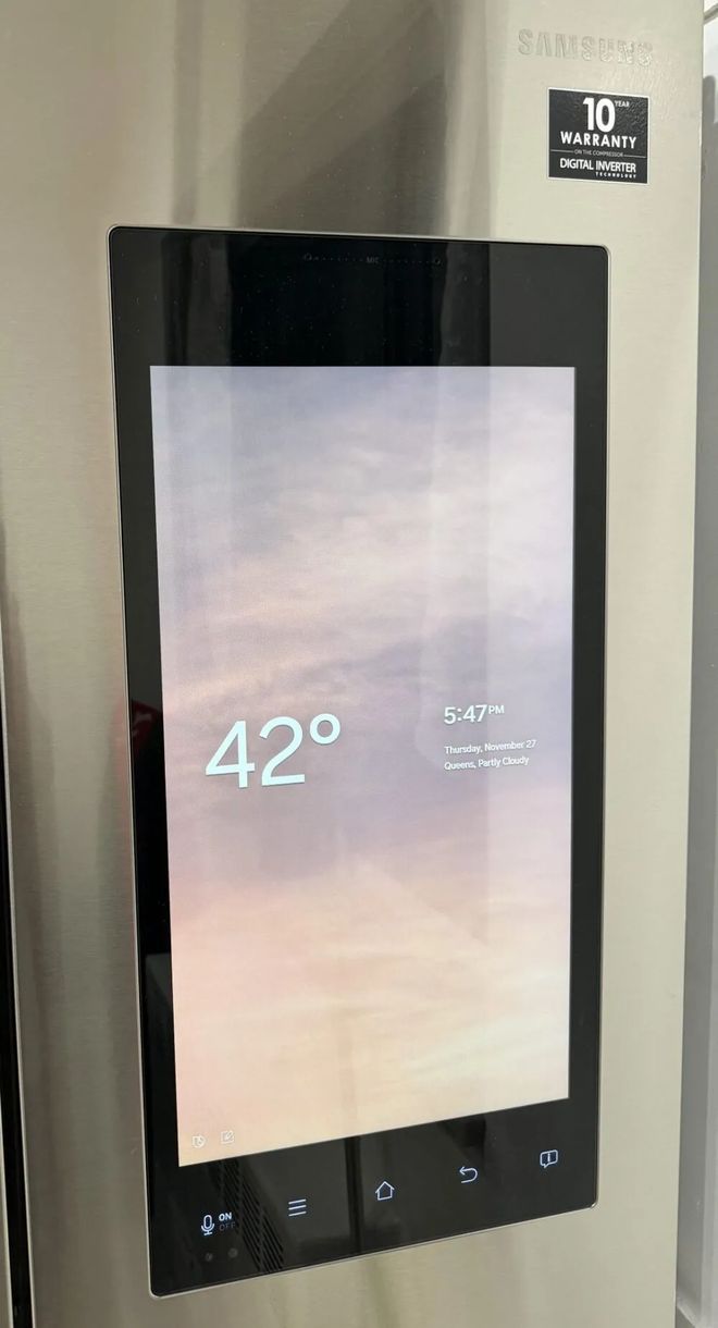 三星妥協(xié):Family Hub智能冰箱更新關(guān)廣告不影響天氣等小部件